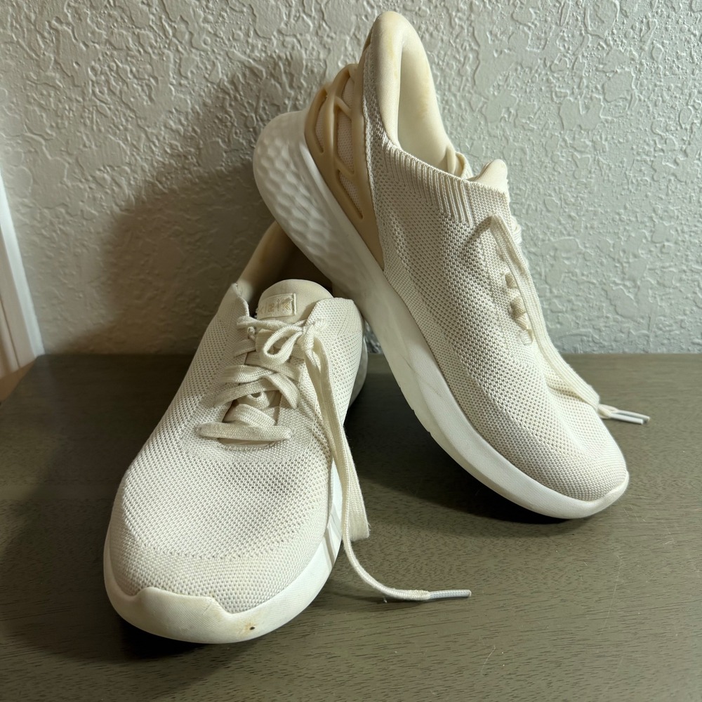 Kizik Athens HandsFree Slip On Sneakers Cream White Knit Womens 10 A2FCDATHWC06